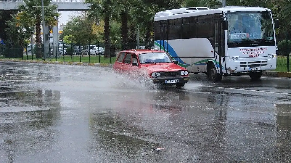 'Yağmur vatandaşları hazırlıksız yakaladı'