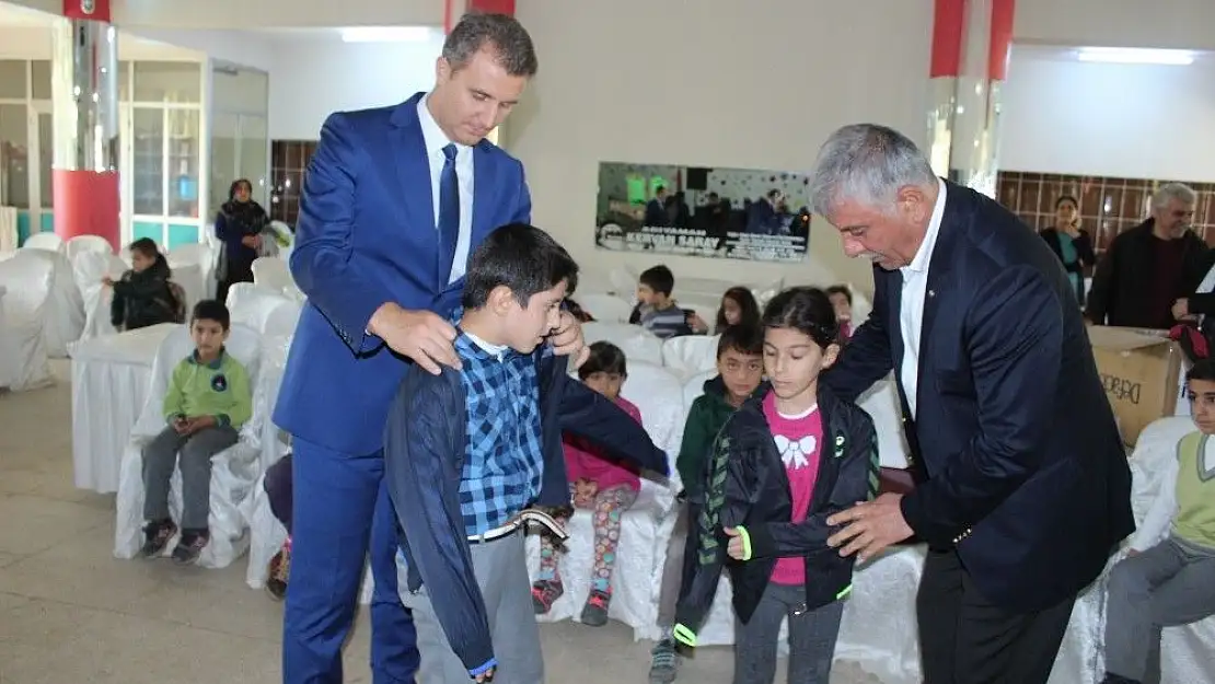 'ATSO´dan 600 öğrenciye kıyafet yardımı'