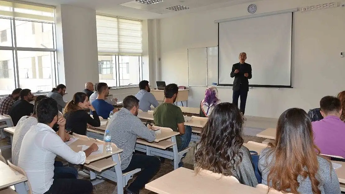 'Öğrencilere ''Adıyaman´da İmar ve Çimento Sektörü'' eğitim verildi'