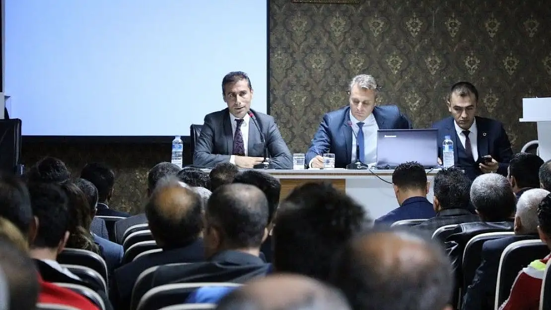 'Okul sporları toplantısı yapıldı'