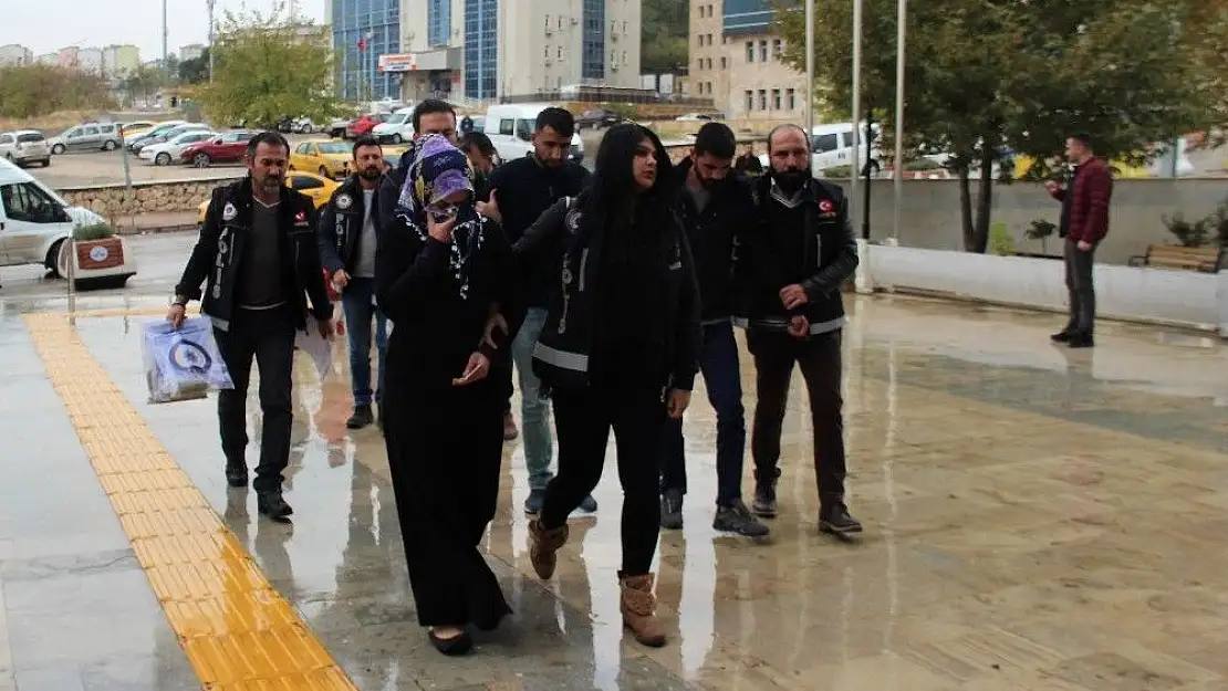 'Aile görünümlü uyuşturucu sevkiyatı'