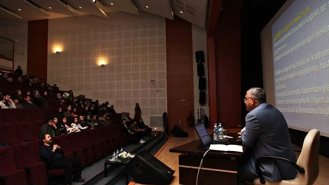 'Ağız ve diş sağlığı konulu konferans düzenlendi'