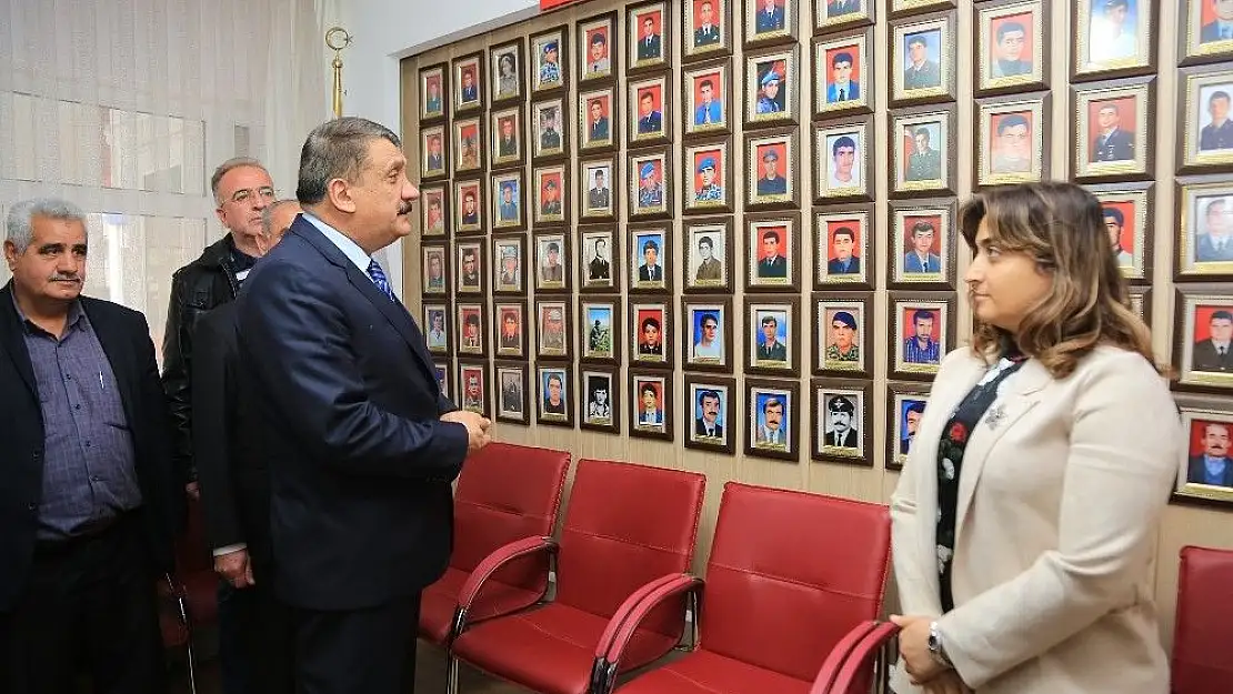Başkan Gürkan şehit aileleri ve gazilerle bir araya geldi