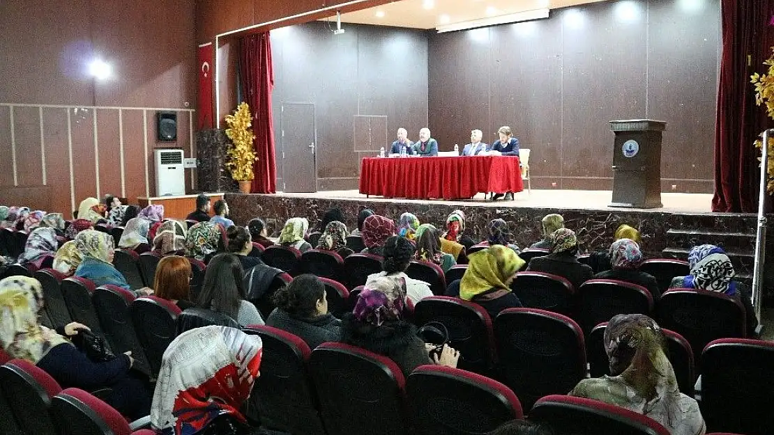 '`Uyuşturucu ile Mücadele´ paneli düzenlendi'
