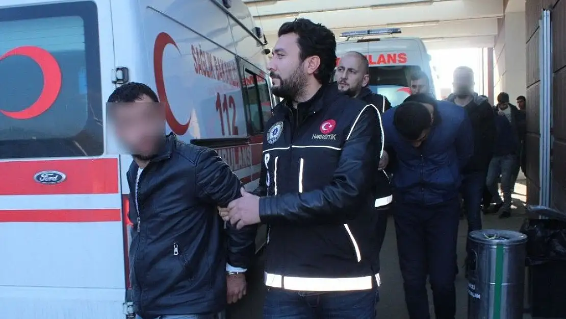 'Uyuşturucu satıcılarına operasyon: 9 gözaltı'