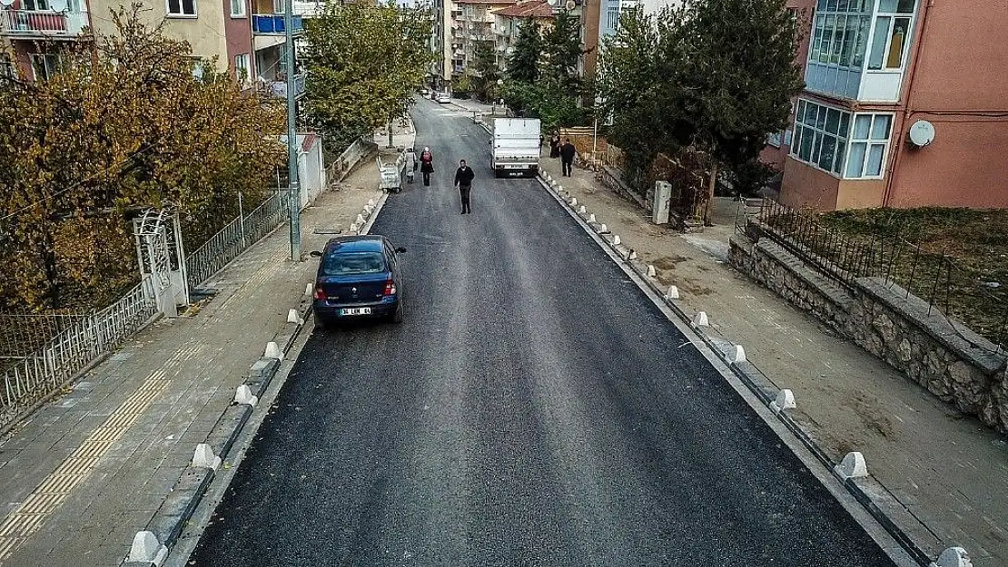 'Büyükşehir yol çalışmalarına devam ediyor'