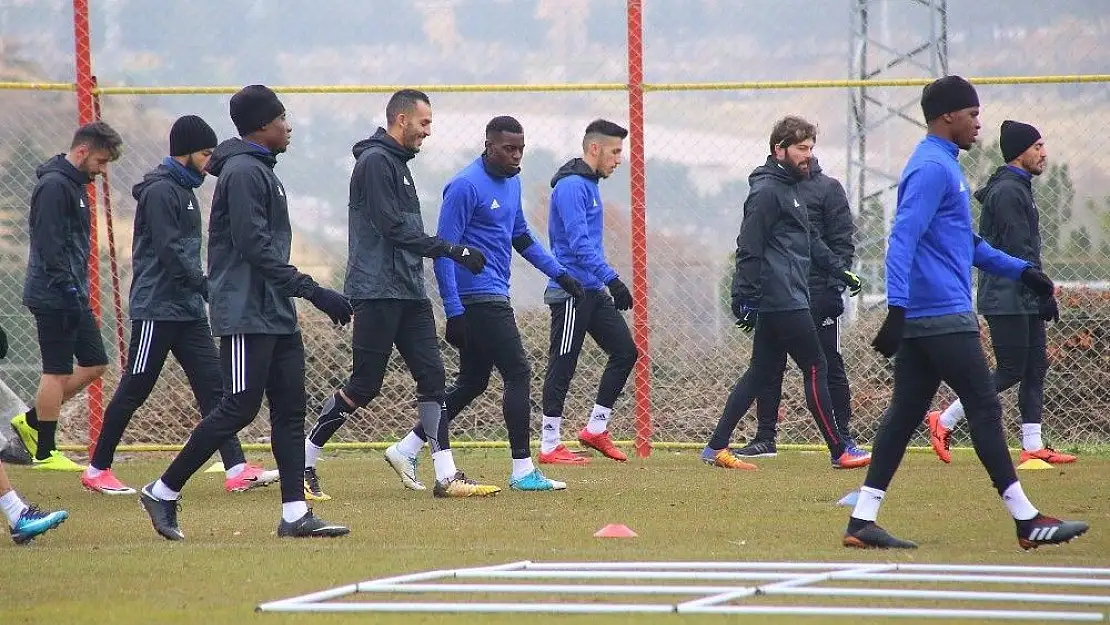 E.Yeni Malatyaspor Göztepe maçına iddialı hazırlanıyor