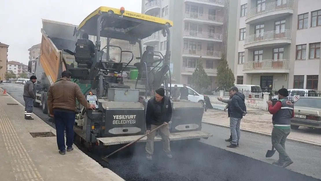 Hacı Uğur Polat Yeşilyurt'a 7/24 Hizmet Ediyoruz Dedi.