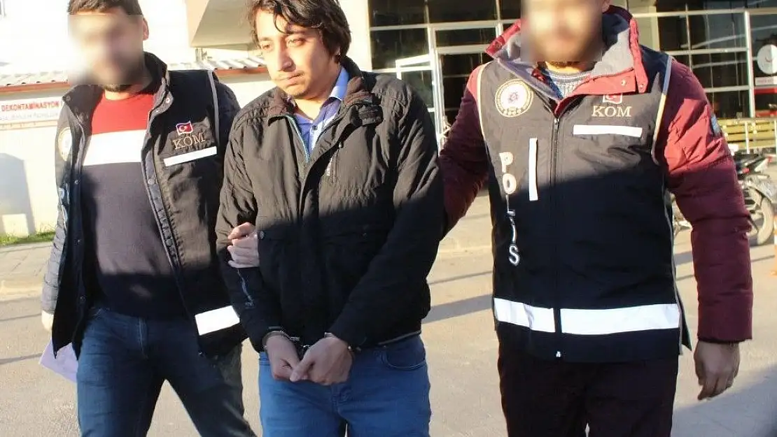 'FETÖ/PDY´nin askeri yapılanmasına 15 ilde operasyon'