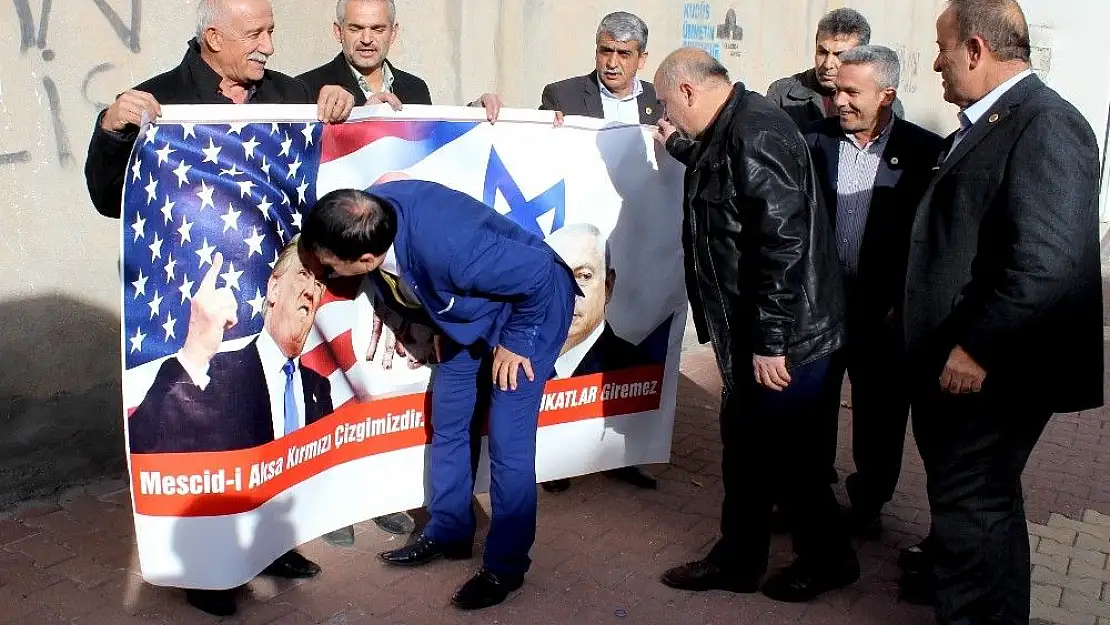 'Muhtarlardan Kudüs tepkisi'