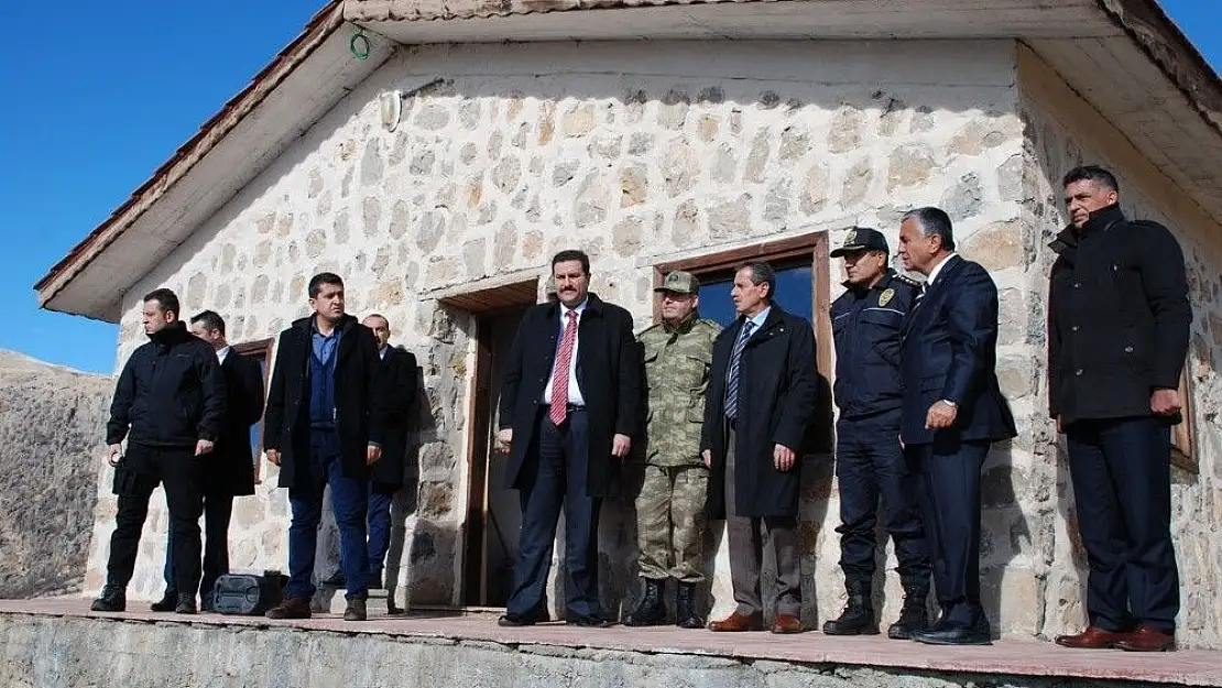 'Vali Nurullah Naci Kalkancı Tut ilçesinde incelemelerde bulundu'
