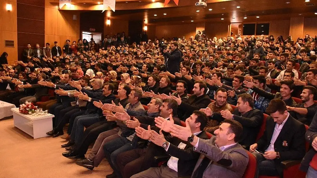 'Kahta´da `Mazeret yok´ konulu konferans verildi'