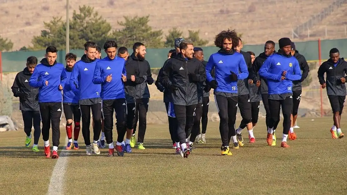 E.Yeni Malatyaspor´da Galatasaray maçı hazırlıkları başladı