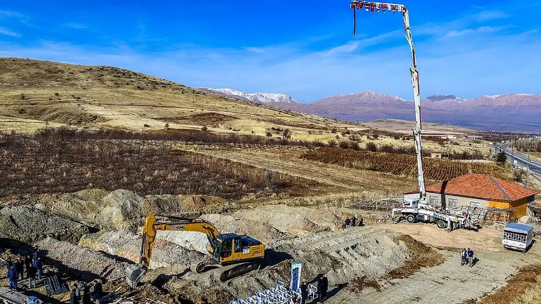 'Savaklı Mahallesine bin tonluk soğuk hava deposu'
