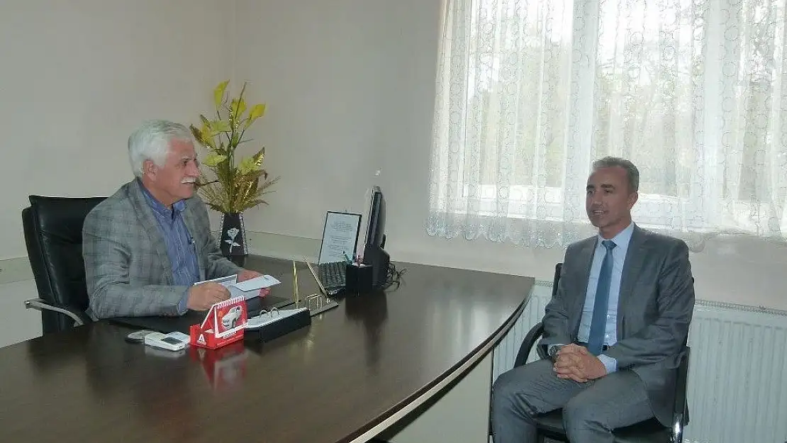 'Müdür Çelik Başkan Toprak ile bir araya geldi'