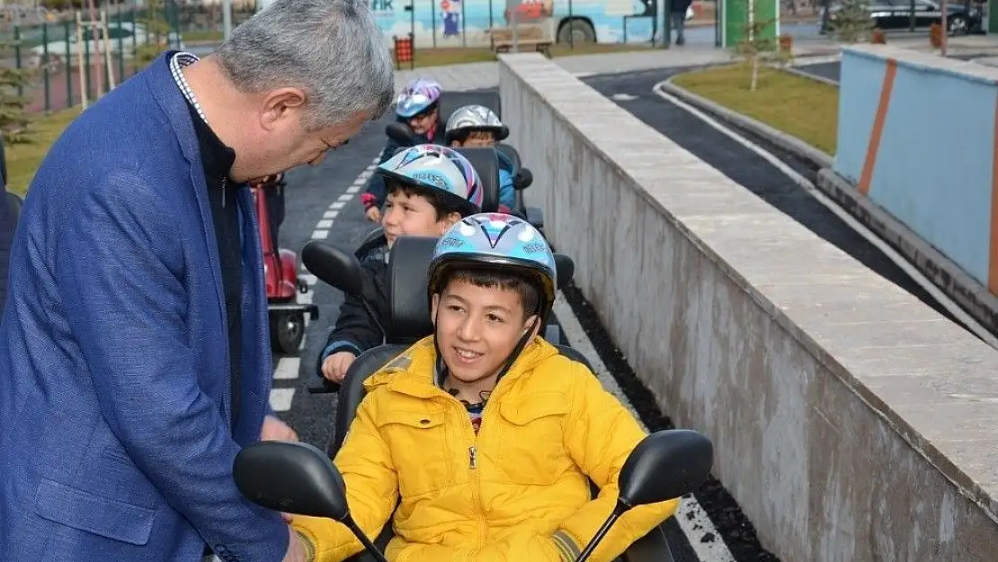 'Trafik Eğitim Parkında 15 ayda 13 bin 500 öğrenciye trafik eğitimi verildi'