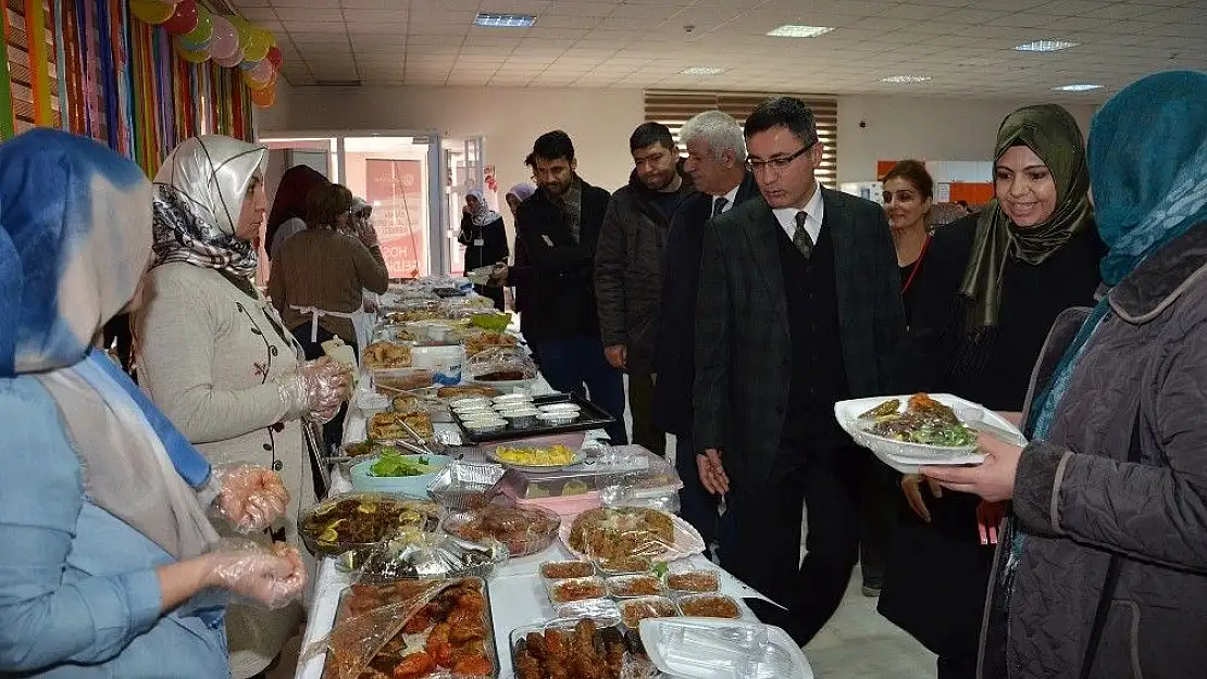 'Büyükşehir Kadın Kültür Merkezi´nden kermes'