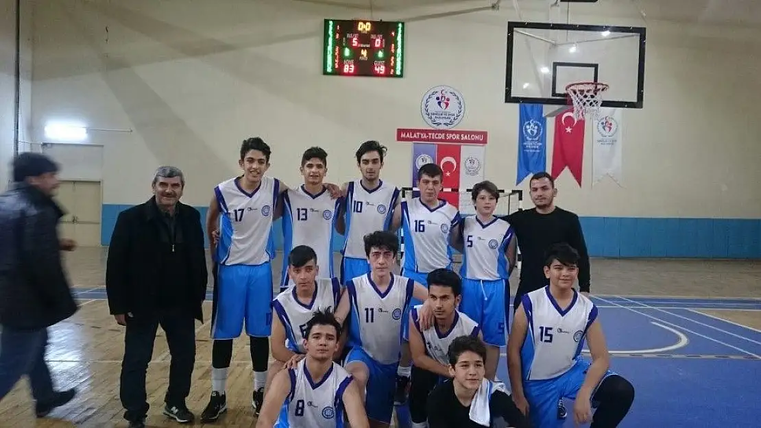 'Yeni Hamle Koleji basketbol turnuvasında şampiyon oldu'