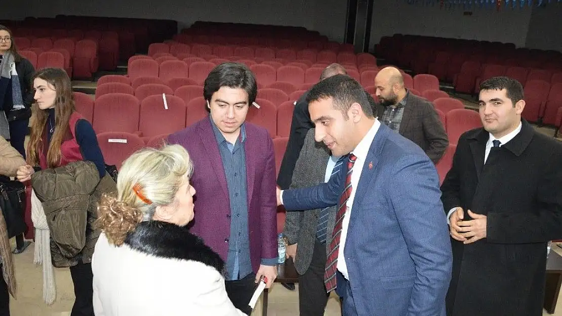 'Ülkü Ocaklarından Alparslan Türkeş´i anma konferansı'