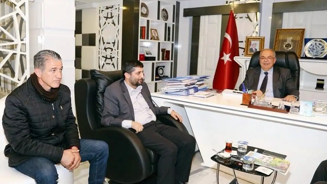 'Başkan Kutlu STK temsilcileriyle bir araya geldi'