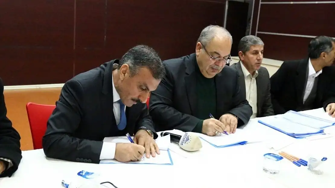 'Adıyaman Belediyesi işçiye 2 yıl için yüzde 21 zam yaptı'