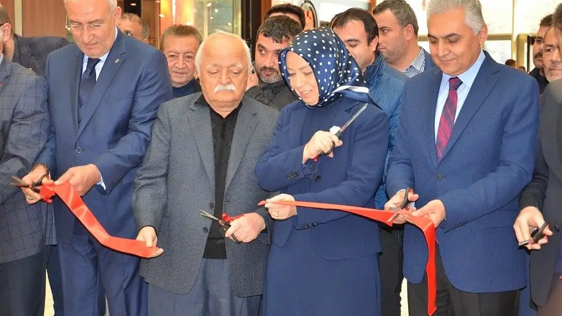 Malatya´da 95 yılın ilk manşetleri sergilendi
