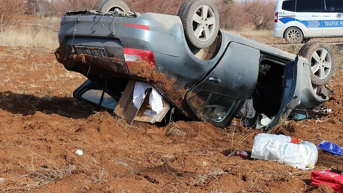 Otomobil tarlaya uçtu: 2 yaralı