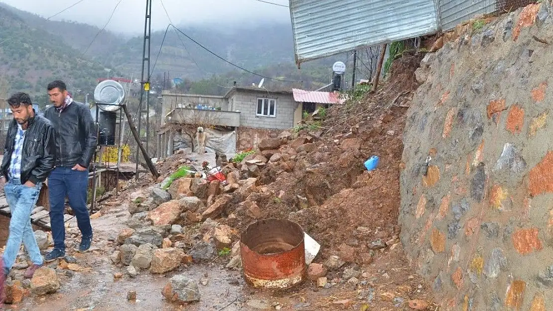 'Türkoğlu Belediyesi afetzedelerin yardımına yetişti'