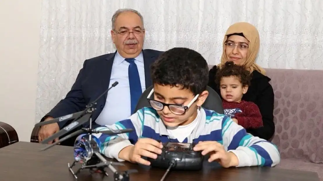 'Başkan Kutlu  ve eşi görme engellilerin hayallerini gerçekleştirdi'