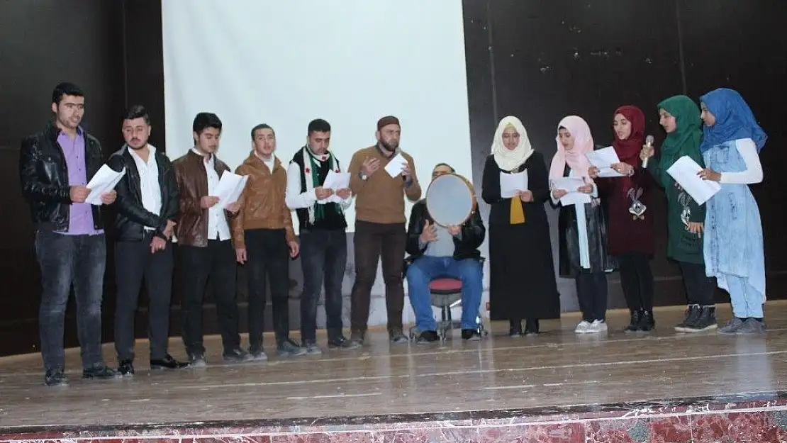 'Suriyeli ve İranlı öğrencilerin etkinliği büyük ilgi gördü'