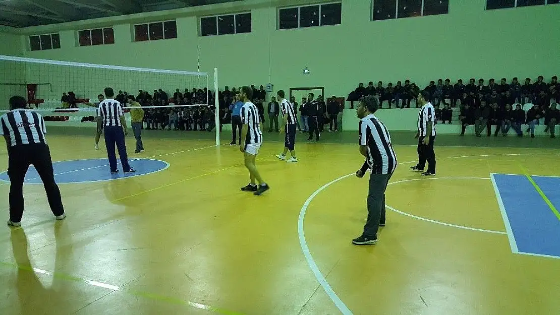 'Sincik ilçesinde voleybol turnuvası düzenlendi'
