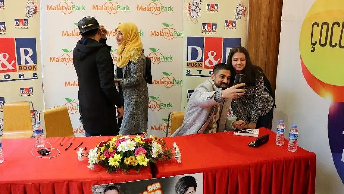 'Malatyapark AVM `de imza günü'