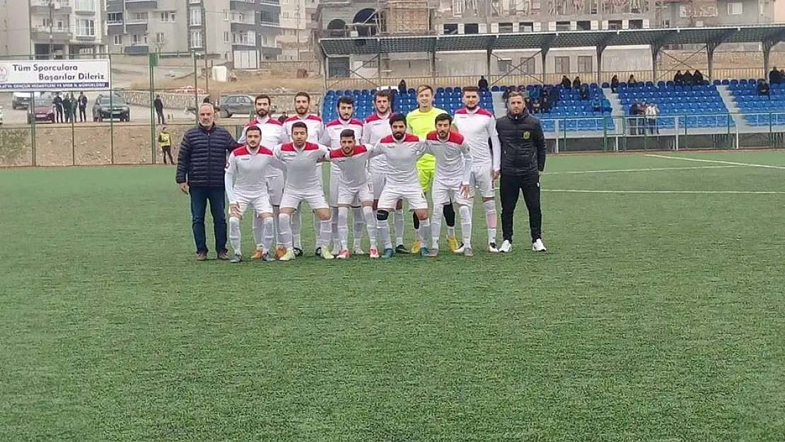 İnönü Üniversitesi sahasında Şehitkamil Belediyespor´a yenildi