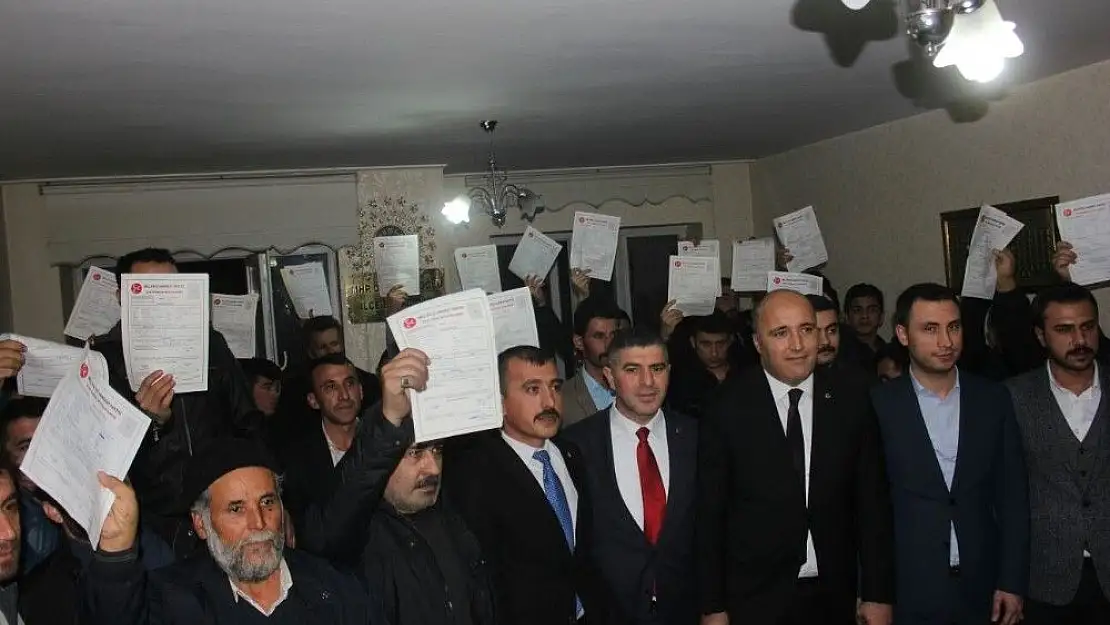 'Kahramanmaraş´ta MHP´ye 200 kişi katıldı'