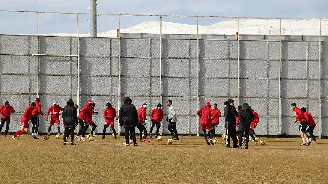 'Aybaba: ''Robinho ile görüşüyoruz'''