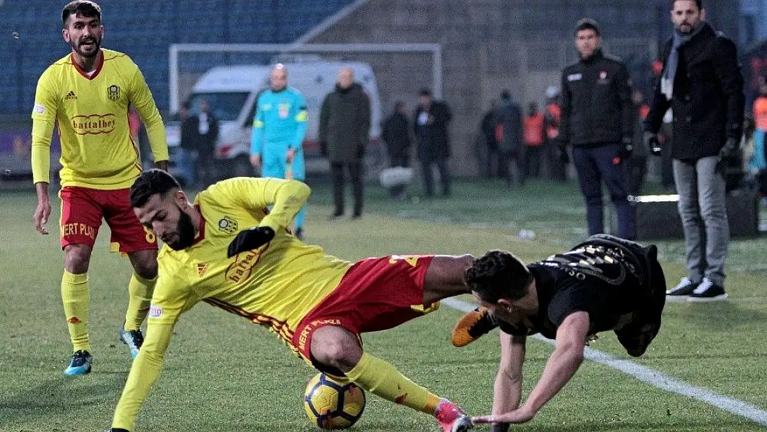 Evkur Yeni Malatyaspor kaçan galibiyete üzülüyor