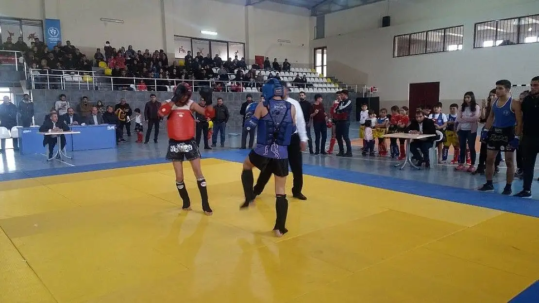 'Muay Thai il seçmeleri Besni´de yapıldı'