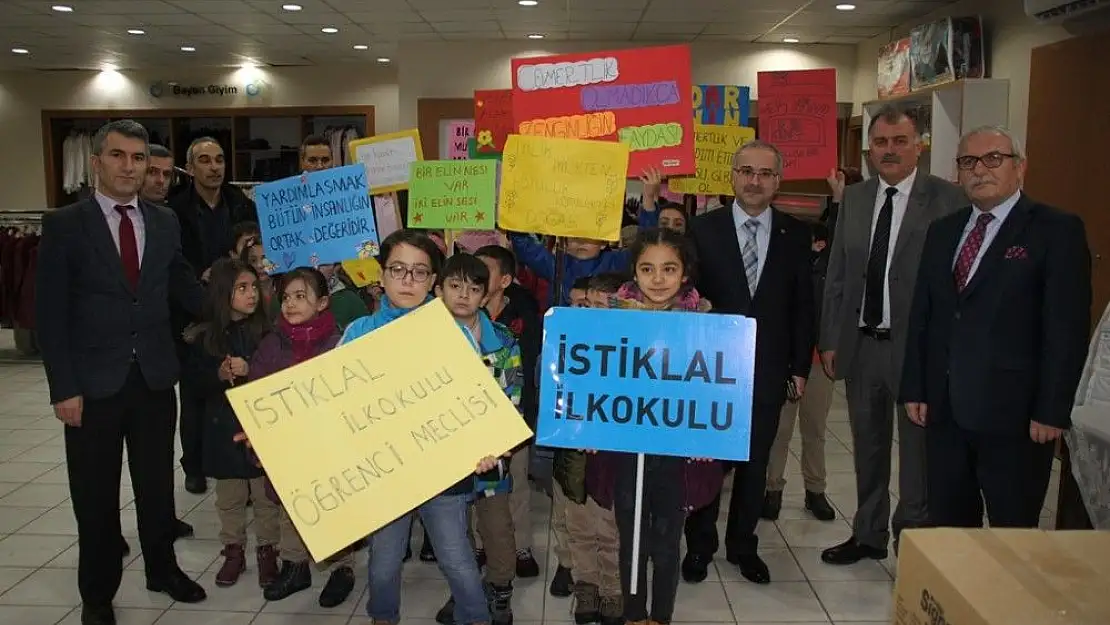 'Öğrencilerden Hayat Ağacı Derneği´ne yardım'
