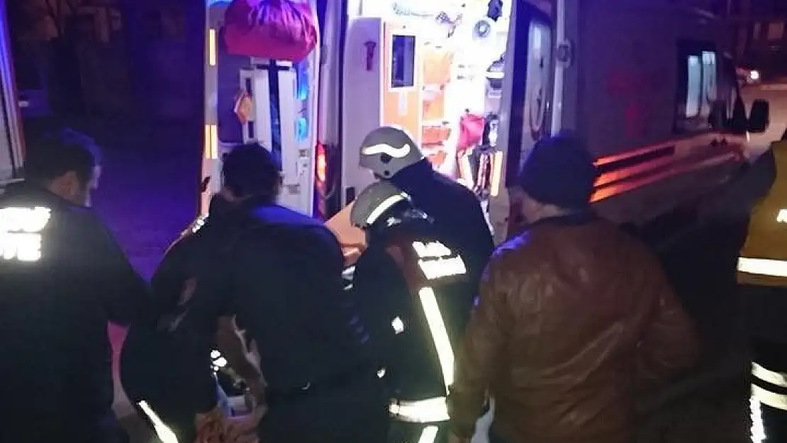 'Yangında mahsur kaldı, itfaiye kurtardı'