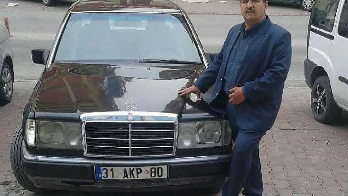 '''AKP'' plakalı otomobiline 250 bin lira istiyor'