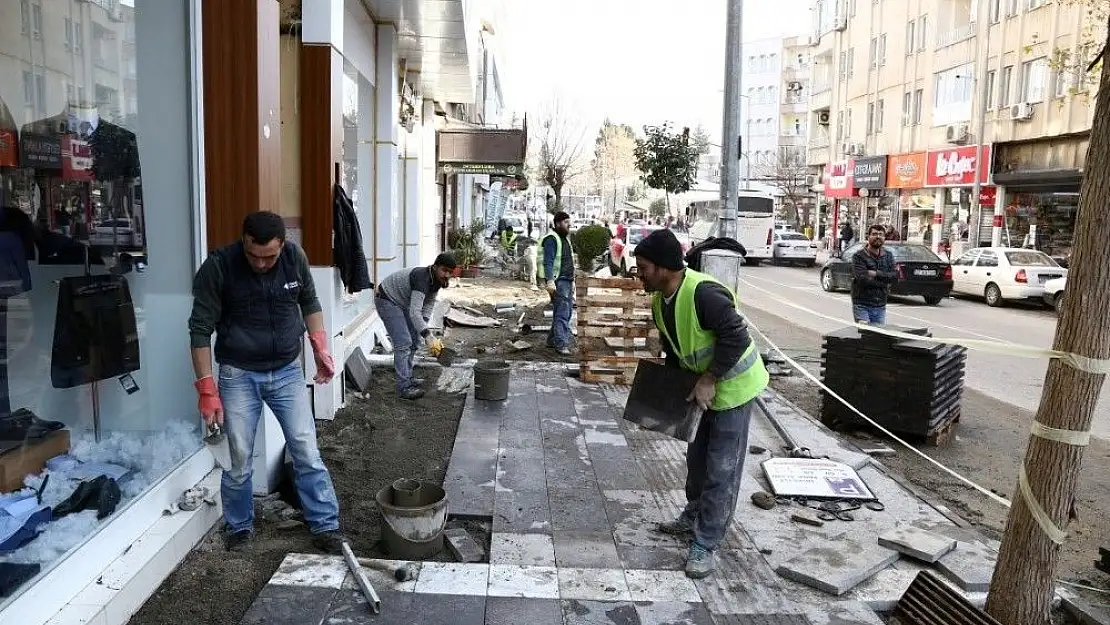 'Gölbaşı Caddesi yenileniyor'