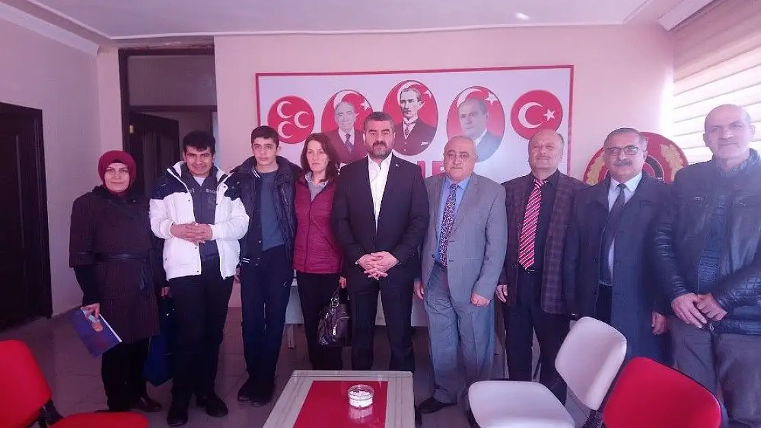 'Avşar´dan Otizm Derneği´ne destek sözü'