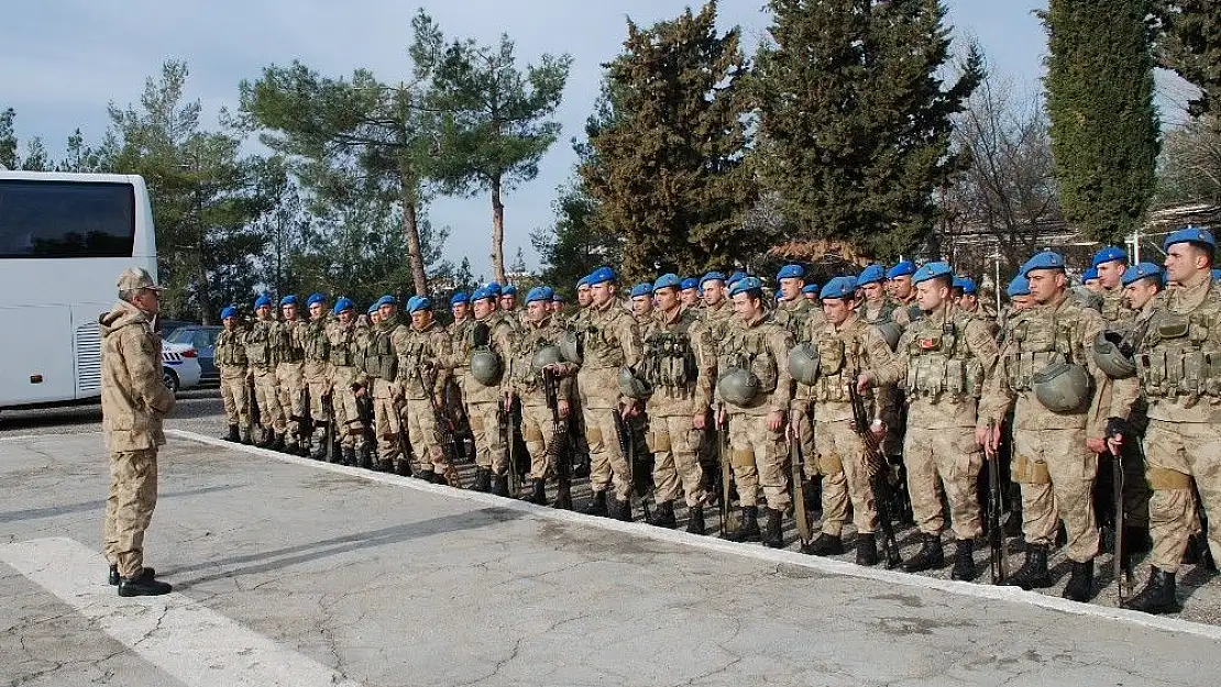 'JÖH sevgi gösterileri arasında Afrin´e uğurlandı'
