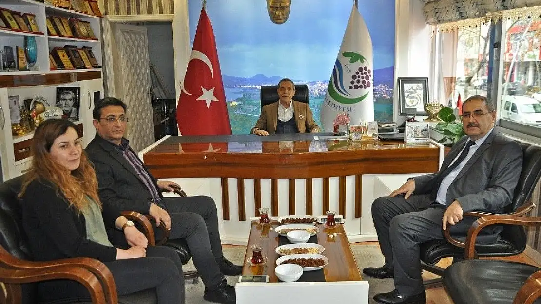 'Bölge Müdürü Ünver ile Başkan Özdemir bir araya geldi'