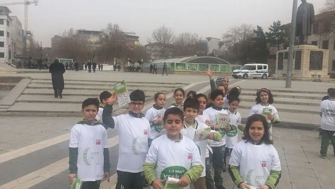 'Öğrenciler Yeşilay Haftasını kutladı'