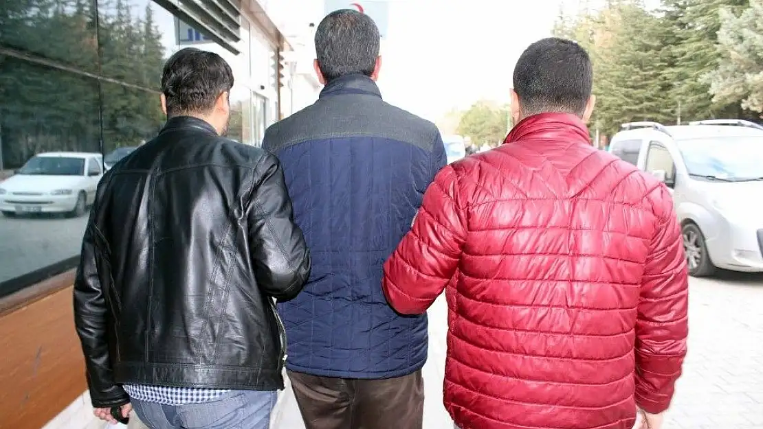 'Elazığ´da PKK/KCK operasyonu: 8 gözaltı'