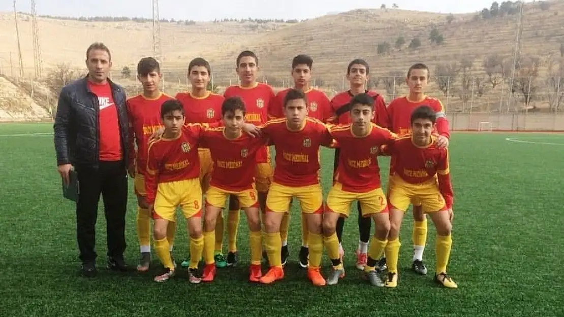 'E.Yeni Malatyaspor U14 takımı, Giresunspor´u farklı yendi'
