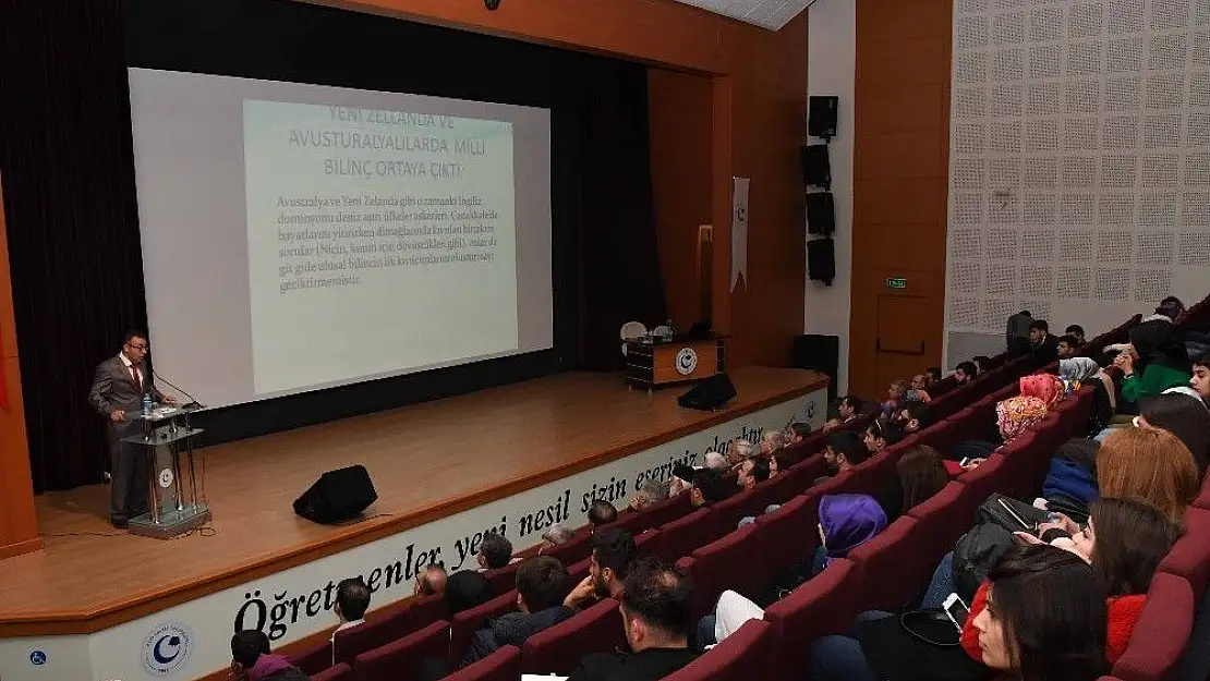 'Çanakkale Zaferinin Dünyadaki toplumlara etkileri konuşuldu'