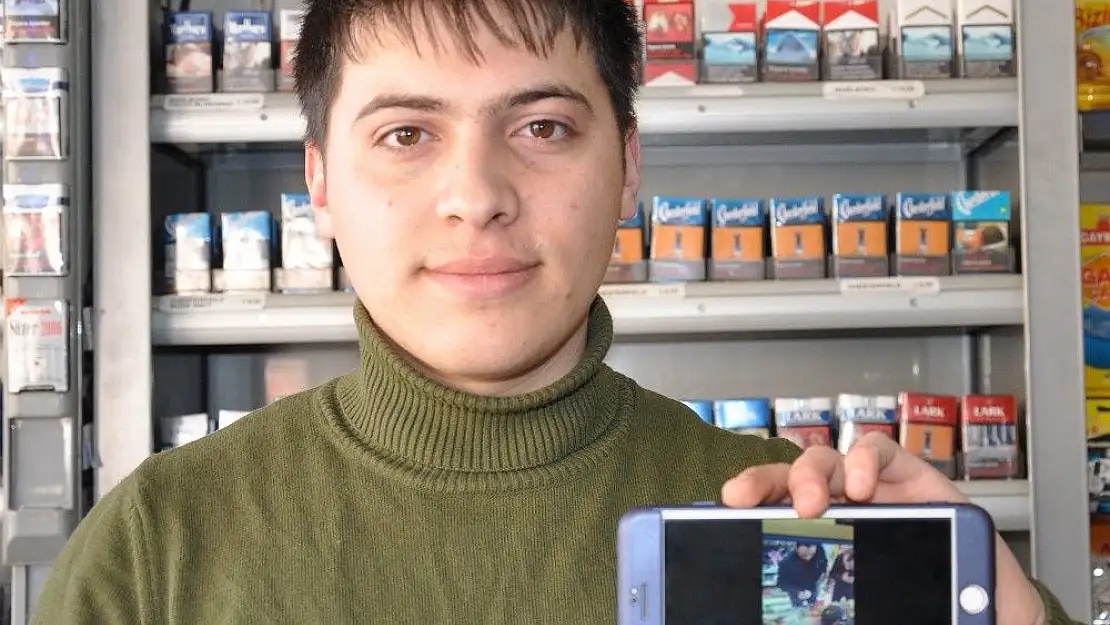 'Para üstü dolandırıcılığı kamerada'