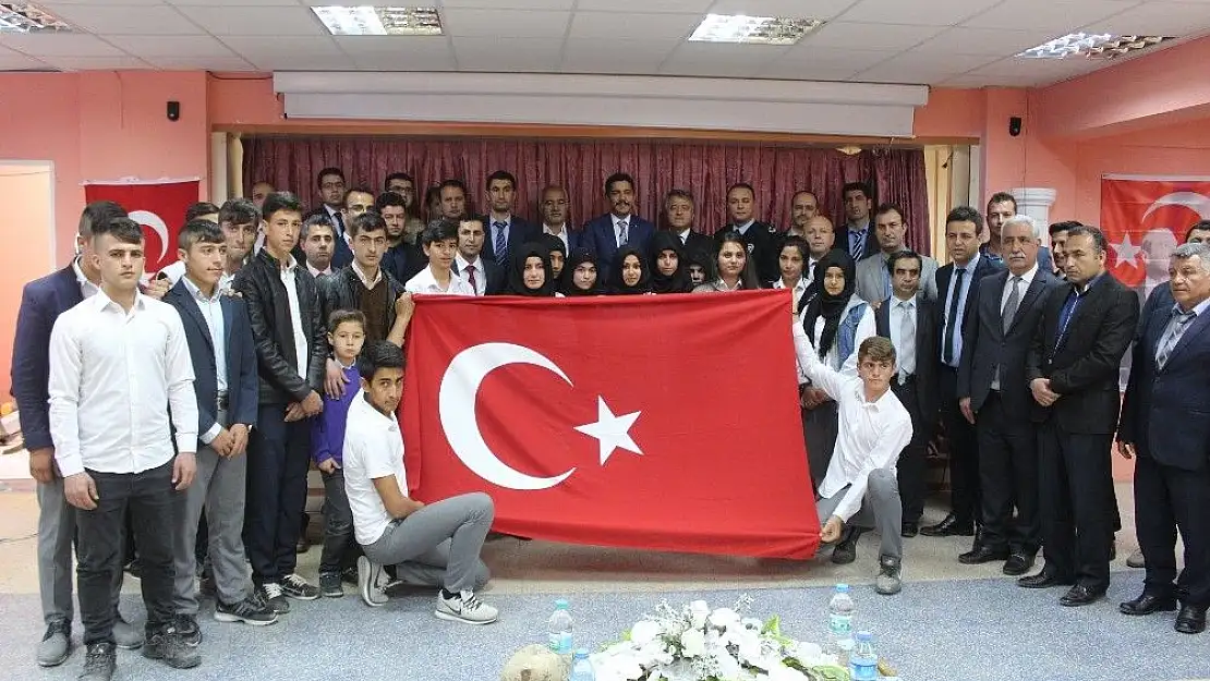'Samsat´ta Çanakkale rüzgarı esti'